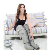 personne qui utilise des bottes de pressotherapie